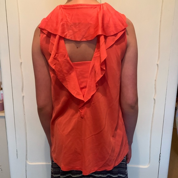 Country Road Back Drape Detail Top Small - Picture 6 of 9